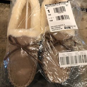 Brand new cozy slippers